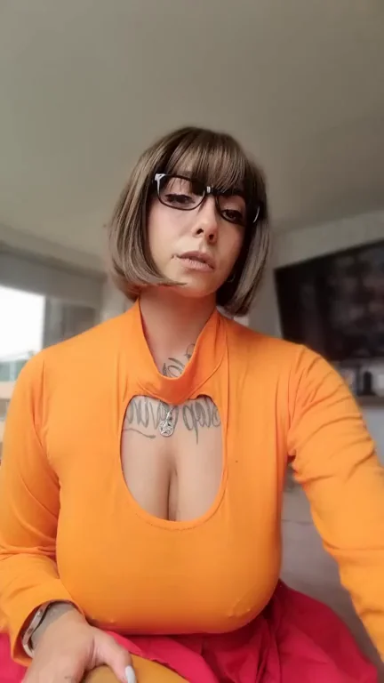 Velma JOI