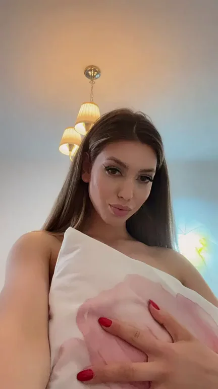 Natural Torpedo Tits Bounce Drop Tease