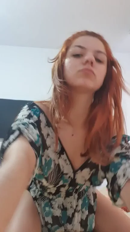 ?19 ? I’m a very playful redhead girl??????You get an Instant Reward after subscribing ??I do Solo, B/G, G/G and Toys content ?? I post daily at least 2 times a day ? Sexting 24/7 ?? Dick Rates ?????