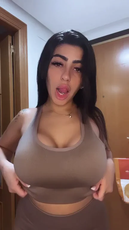 Mommy is here to make you hard again! Have a nice day