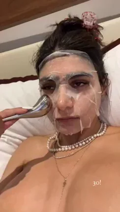 Mia Khalifa's 30th Bday Bath Slut Glow-Up 💦🛁🍑