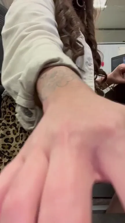 Naughty Wife Drops Pen & Flashes That Juicy Ass in Leopard Skirt!