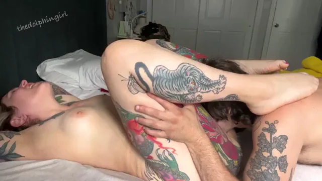 Inked Slut's Legs Up While Dude Devours Her Wet Pussy All Day 😈👅💦 [MF]