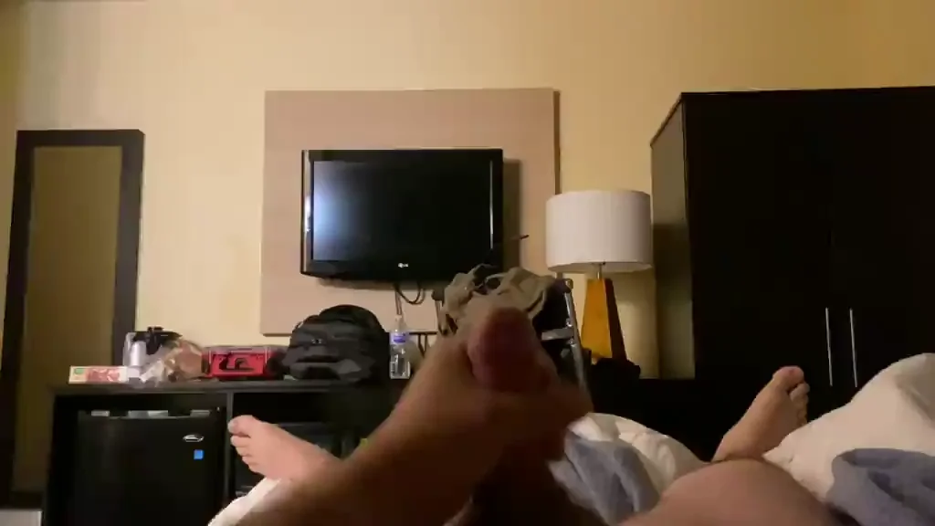 💦 No Nut November Fail: Dude Jerks His Thick Cock Hard! 😈