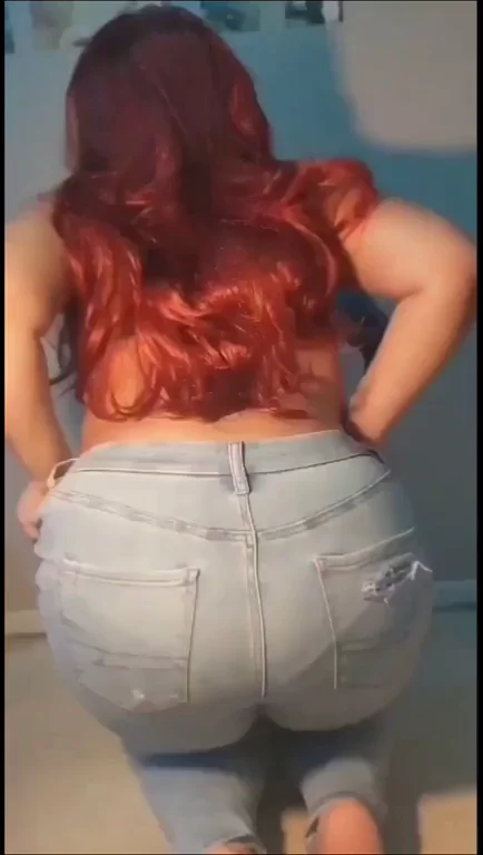 Muslim Slut's First-Date Phat Ass Tease & Bareback Reveal
