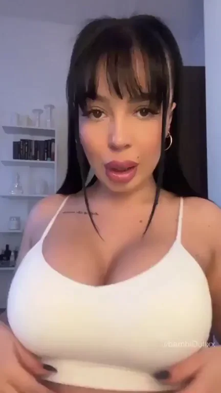 Mommy's Massive Tits Need Son's Hungry Mouth to Milk 😈💦