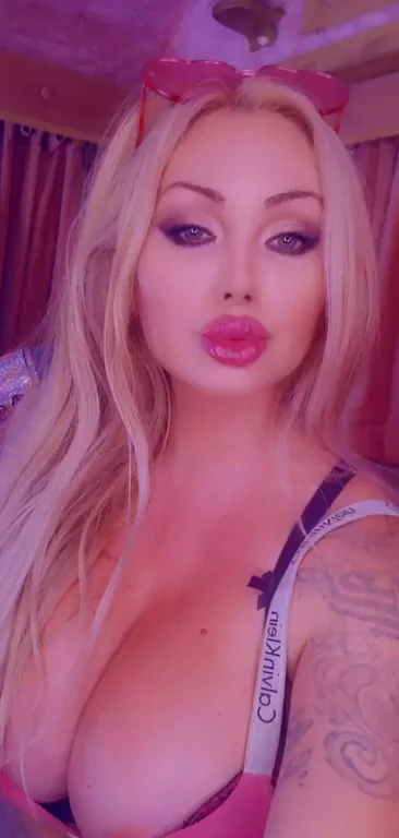 Would you cum on my face ? mess my pretty smile ?