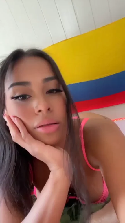 Way Freakier Than You Think, Baby! 🔥🇨🇴