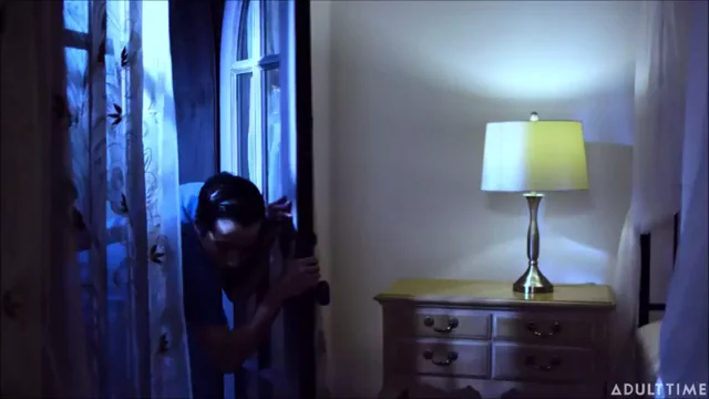 Leana Lovings' Sneaky Bedroom Fuck Fest