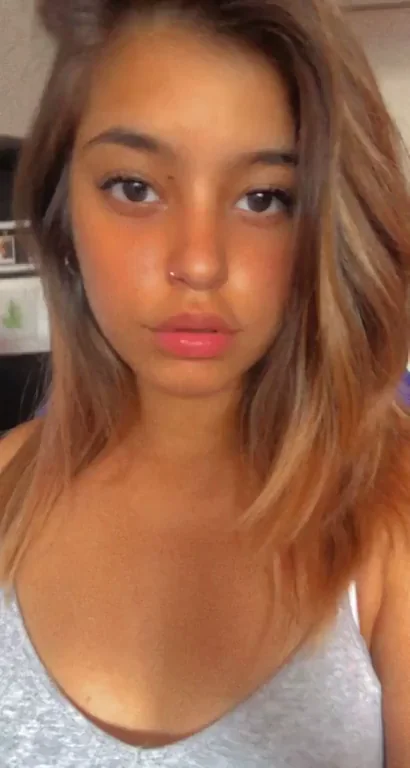 Amateur Cutie Begs: 'Do You Think I'm Pretty?' Tease Fest