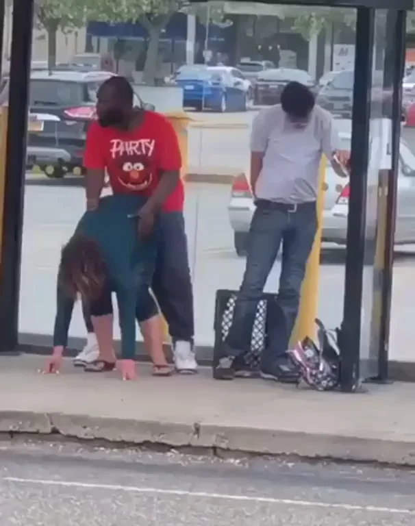Bus Stop Fuck Fest 😂🍆💦