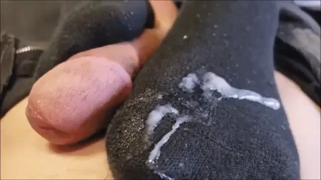 Draining his balls and cleaning him up at the same time.