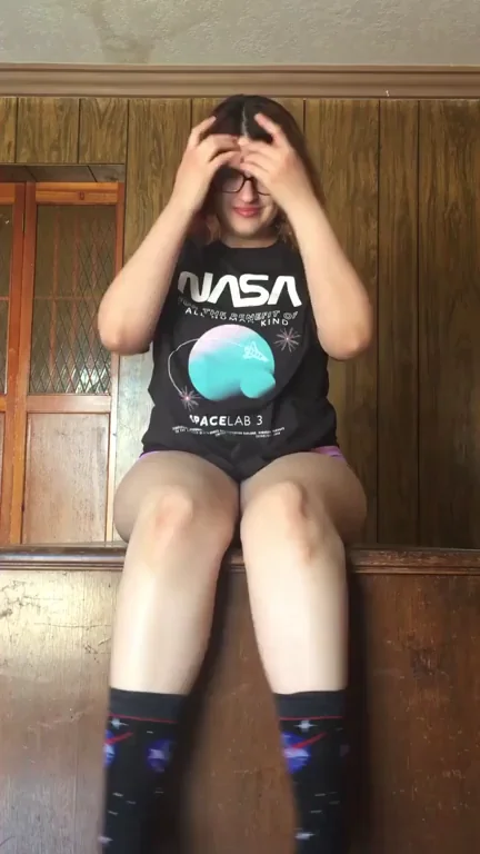 Anyone wanna come to space with me [F]