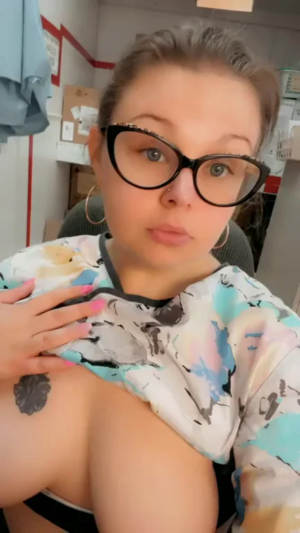 Sit on My Desk for Naughty Office 'Talk' 😈🍆💋
