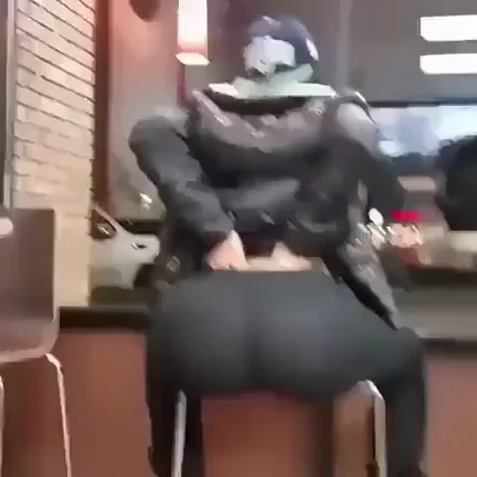 High Top Booty Slut Teasing 🍑🔥