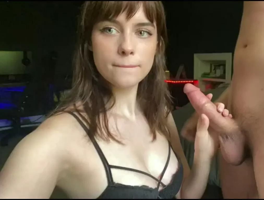 Cute Innocent GF Blowjob Facial