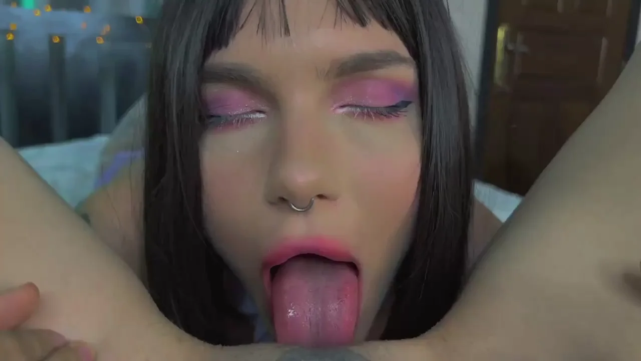 Finally Meeting IRL: Hot Lesbo Pussy Lick Fest 😘👅💦