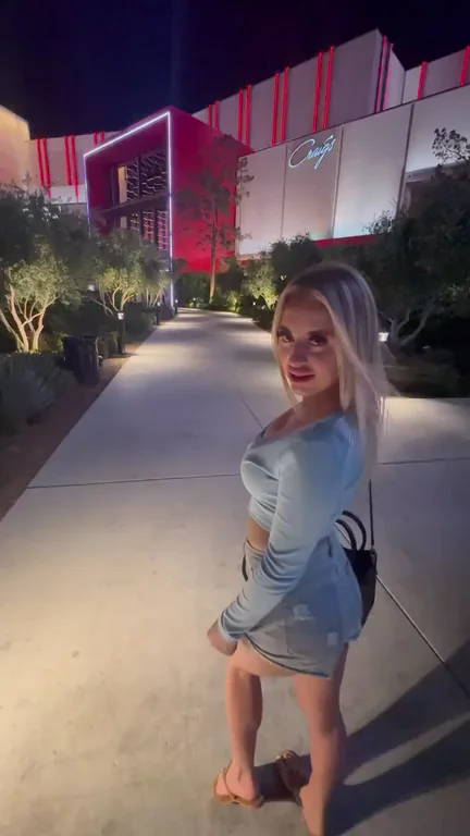 Vegas Bimbo Flashes Her Bolted-On Tits Under Neon Lights