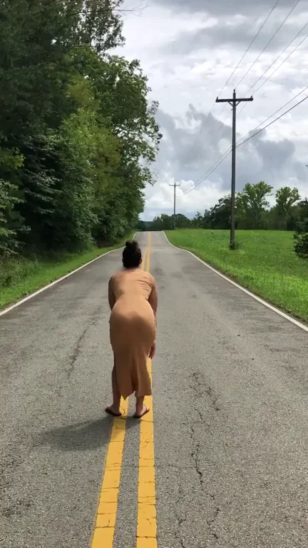 Naked Slut Struts Down Empty Road 😈🍑