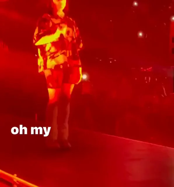 Billie Eilish Dropping Low & Teasing That Booty 🍑🔥