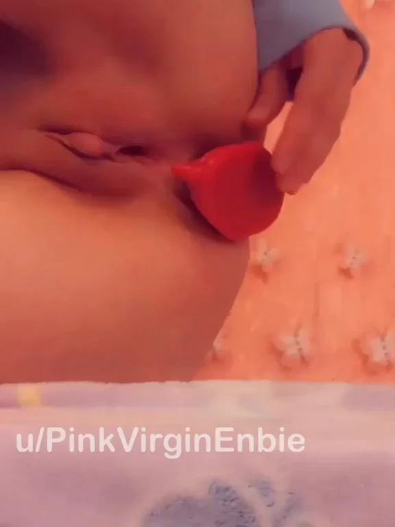 First time taking my mini Nocturne's knots 🥵
