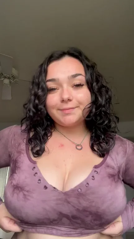 Making My Saggy Tits & Pussy Drip with Horniness 😏💦