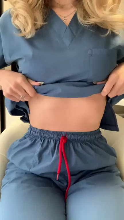 My professional opinion is that you should cum on my titties 😈🥵