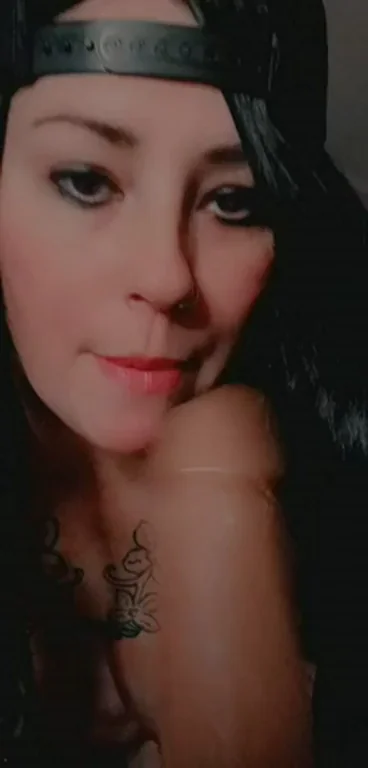 Sunday Slut's Suction Dildo Wakeup Suck-Off