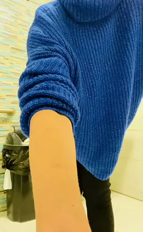 Good morning class. Today's lesson is about public transportation. At the airport, planes take off and land on what is know as a landing-strip. [f]41