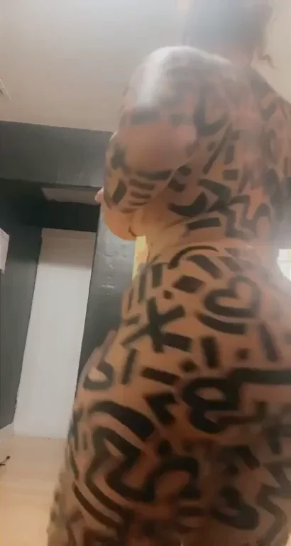 Shadyshainarae body paint by John Born