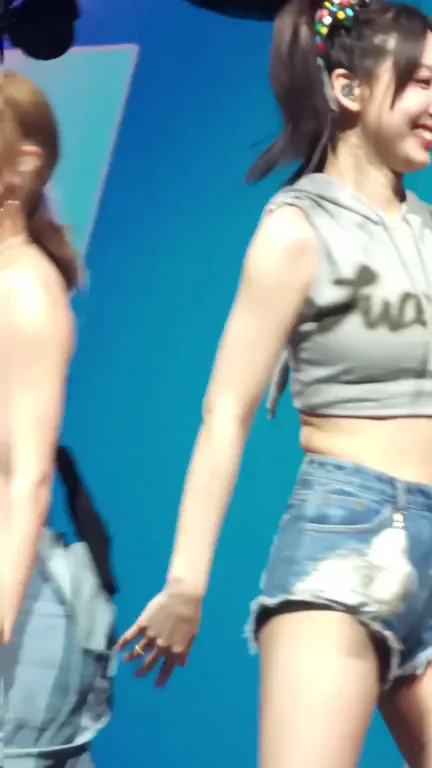 TWICE - Nayeon
