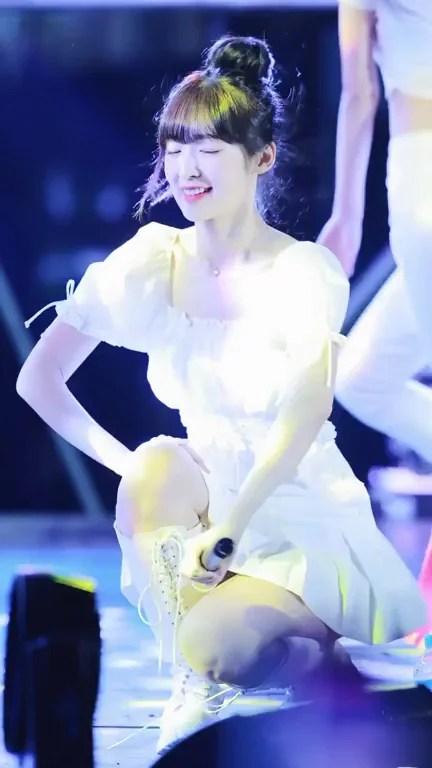 Oh My Girl - Arin