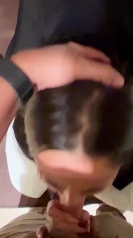 I know what happens everytime he grabs the back of my neck