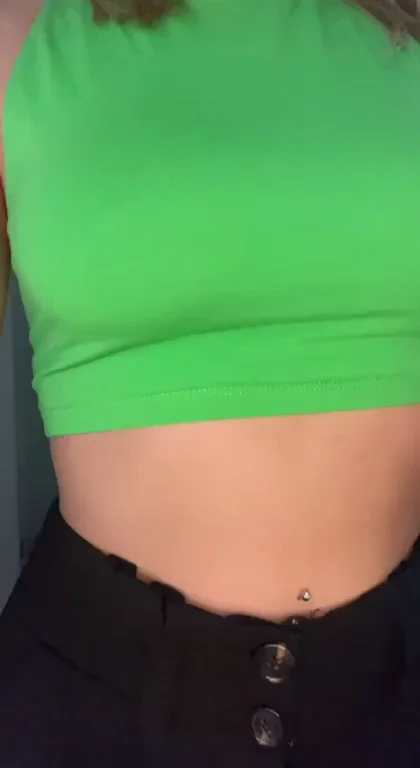 Slimthick Tease: Pronebone My Juicy Ass?