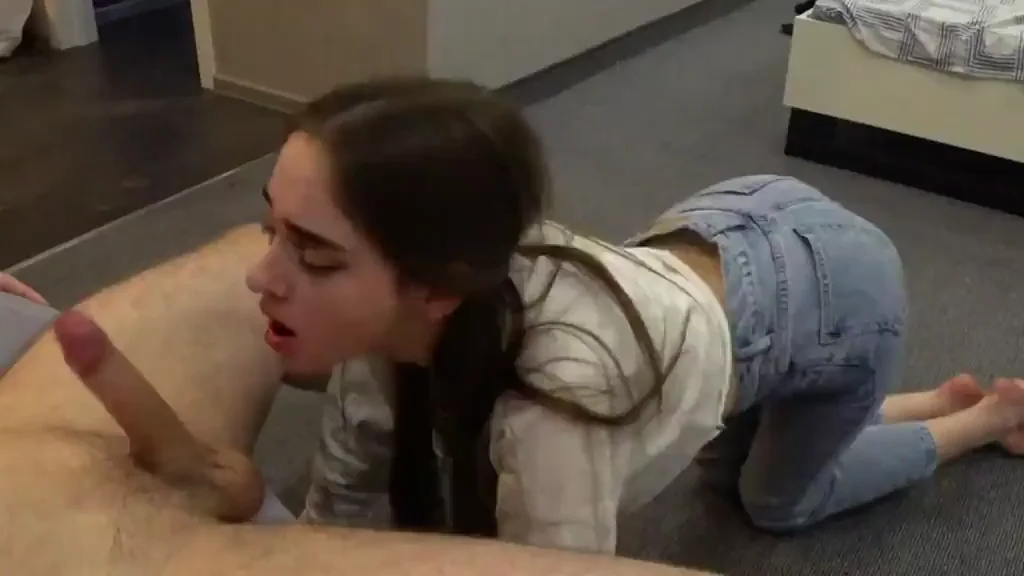 Slutty Deepthroat Queen Devours Cock & Sucks Balls Dry