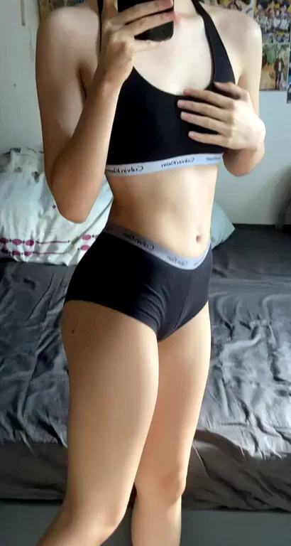 Huge Tits Slut Reuploads 'Cause She Loves Her Sexy Body! 💦🍑