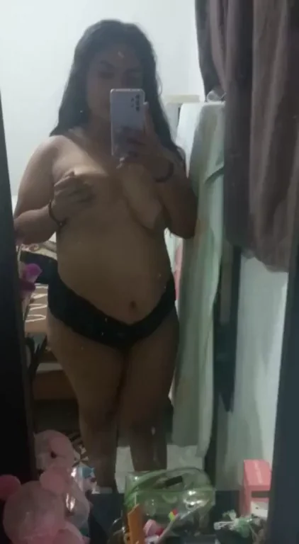 Hope real mens are into 18yo latinas