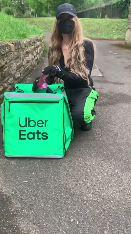 Uber Eats Slut Begs for Tips, How Much You Giving Baby? 💦🍔
