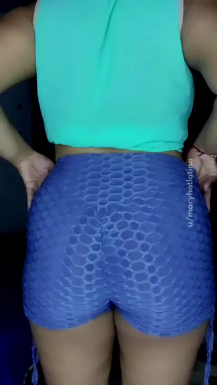 Craving Stepbro's Tongue Deep in My Juicy Ass 🍑👅