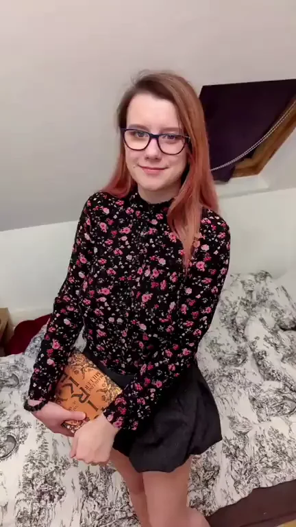 Cute Glasses Girl Flashes Huge Tits in Library Tease 😻📚🍑