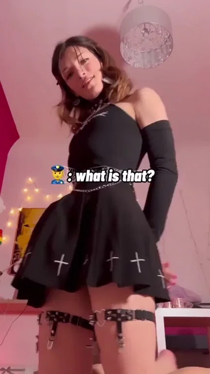 it's big and pretty ðŸ¥° but you're supposed to suck me off !