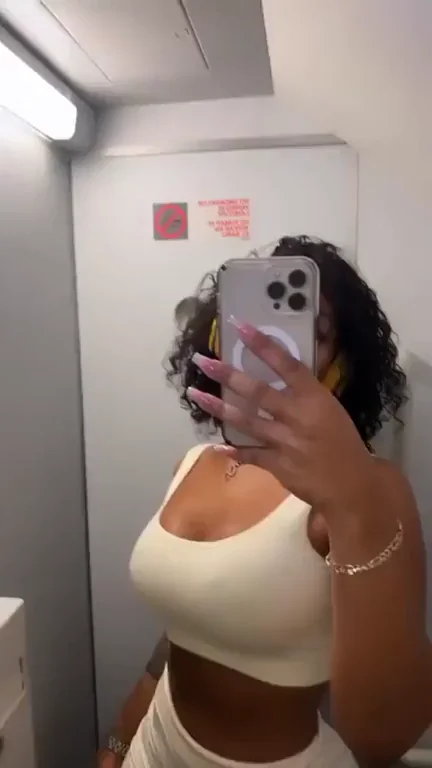 Titty Tuesday: My Sexy AF Jugs in Cream Matching Set 💦🍈🍈