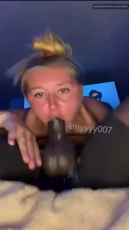 Blonde Slut's Messy BBC Facefuck Slop 🍆💦👅