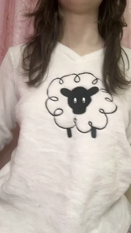 🔥 OC Titty Drop: My Juicy Sheepie Tee Boobs Bounce Free! 🐑💦