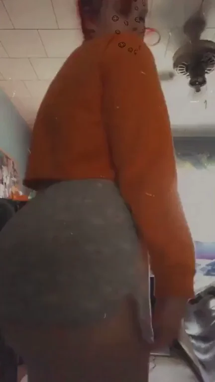 White Girl Twerk Perfection: Thick Ass Cheeks Clappin' Raw