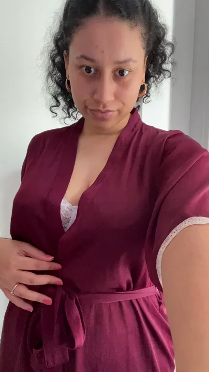 Repressed Slut's Wholesome Tits & Juicy Ass Tease 😘🍑💦