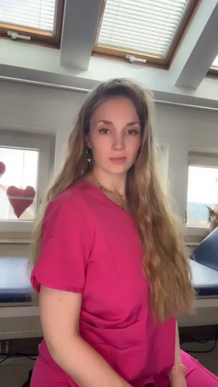 Spinning Chair Nurse Slut Shows Off Her Juicy Assets 💕🩺🔥