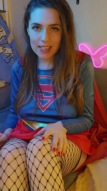 Superwoman's Super Pussy Power 💥🔥