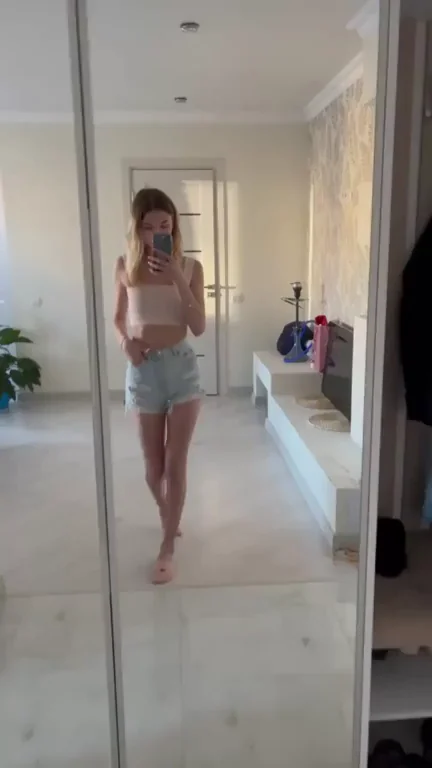 Girlfriend Vibes or Total Fucktoy Strip?