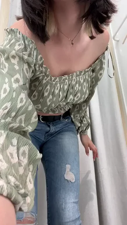 Natural Titties Tease: Not Huge But So Real 😍🍈🍈